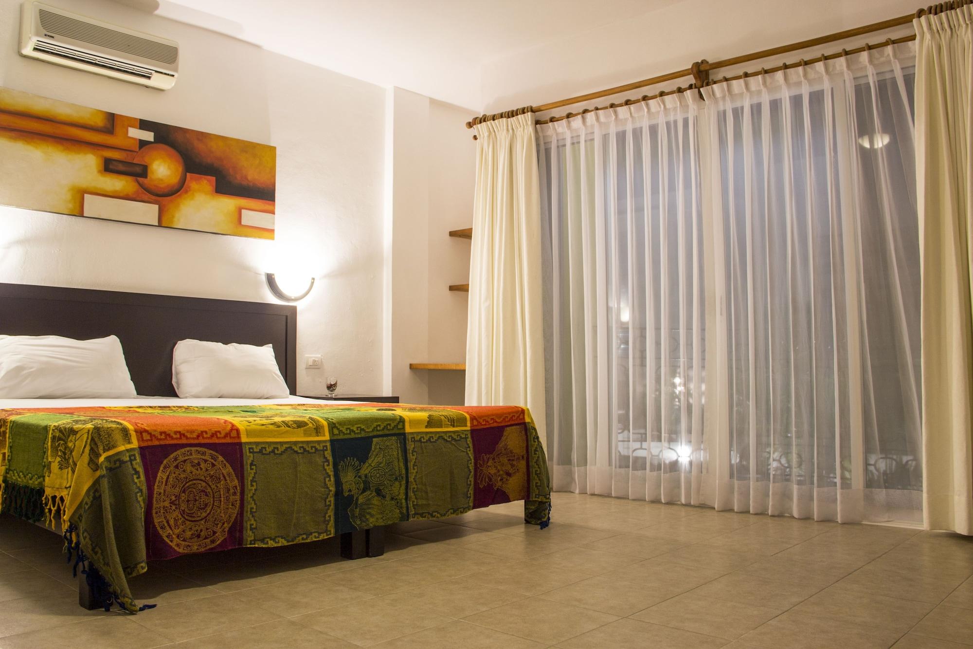 Hotel Sol Playa Playa del Carmen Exteriör bild