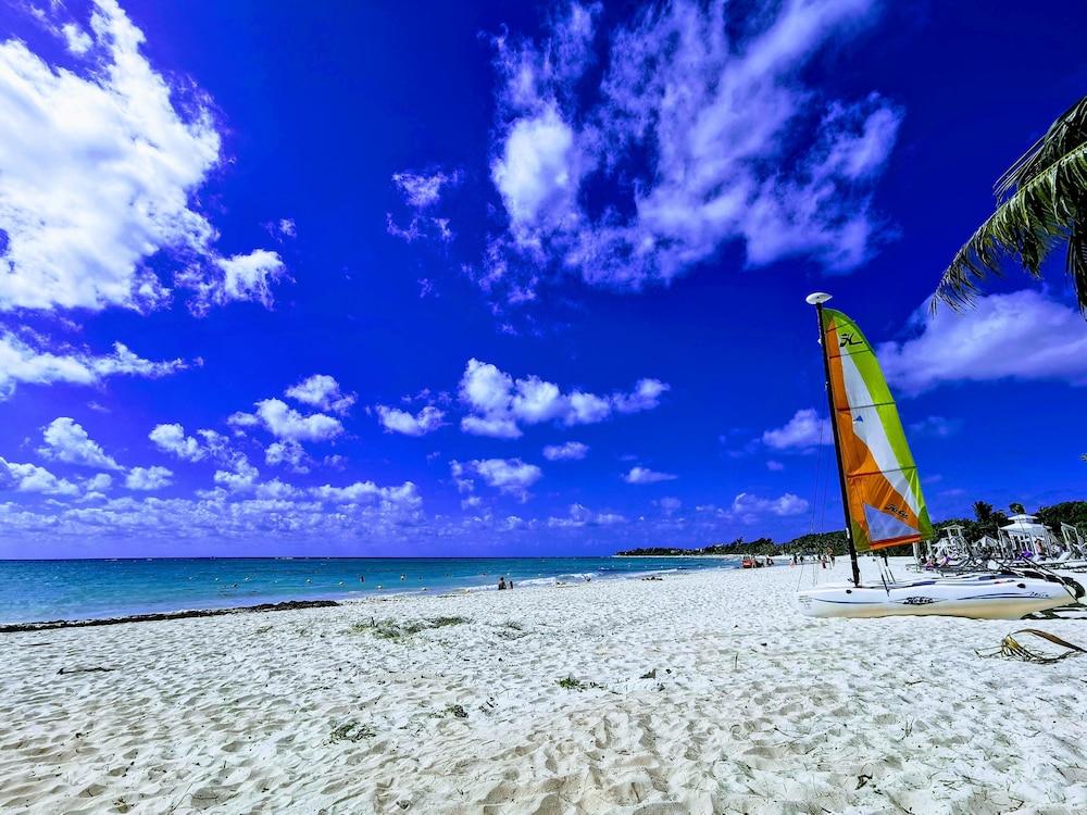 Hotel Sol Playa Playa del Carmen Exteriör bild